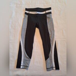 Athleta Girl girls size Medium 8-10 cropped leggings, black, gray & white, VGUC